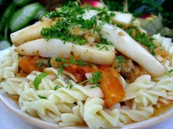 Pasta ai calamari e gamberetti