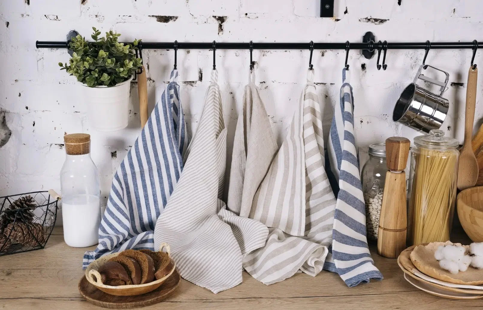 Washing Kitchen Towels and Bath Towels Together: Is It Safe?